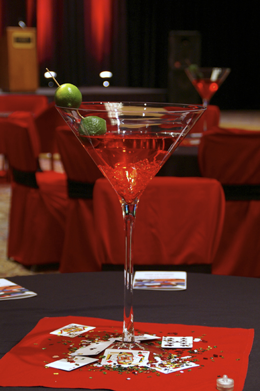 Grande - Jumbo Martini Glass Cocktail Centerpiece (Item# GMG-02)