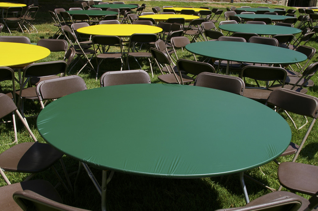 Kwik Cover Plastic 60 Round Table, 60 Round Plastic Table Covers With Elastic