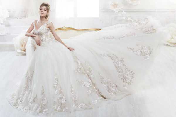 how to choose your stunning wedding dress for your body type