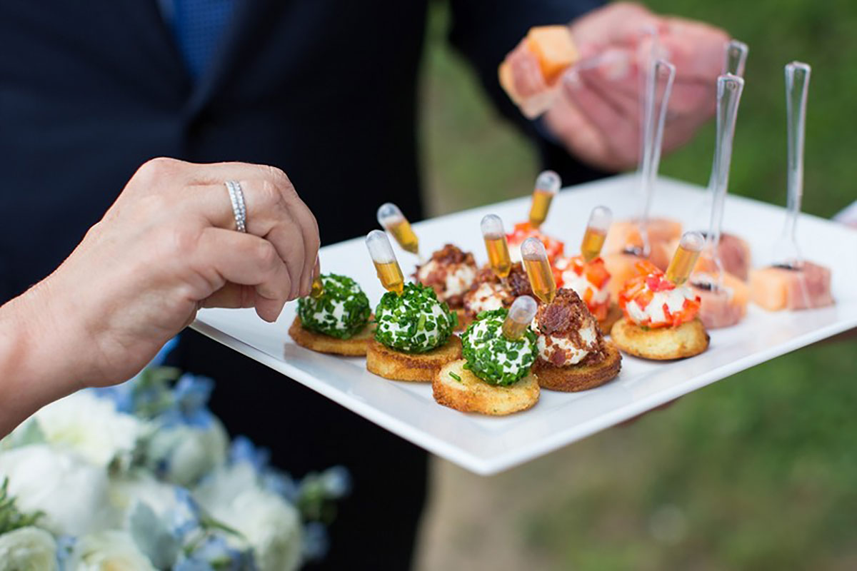8 stupid simple tips for vetting perfect wedding vendors